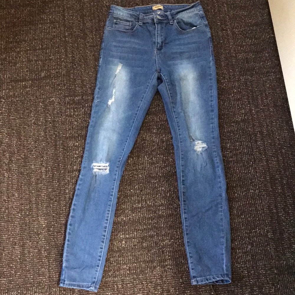 Ripped Skinny Jeans
